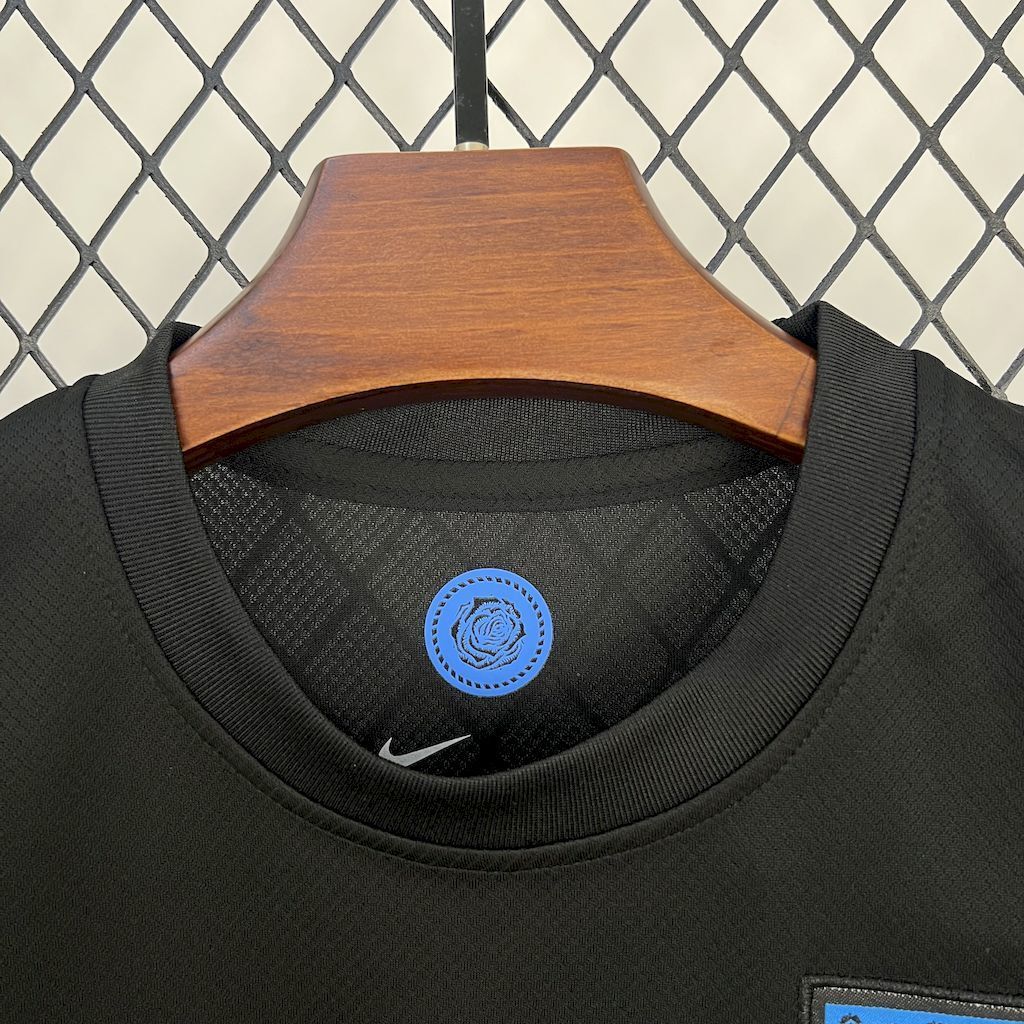 England 2025/26 Away Kids Kit9