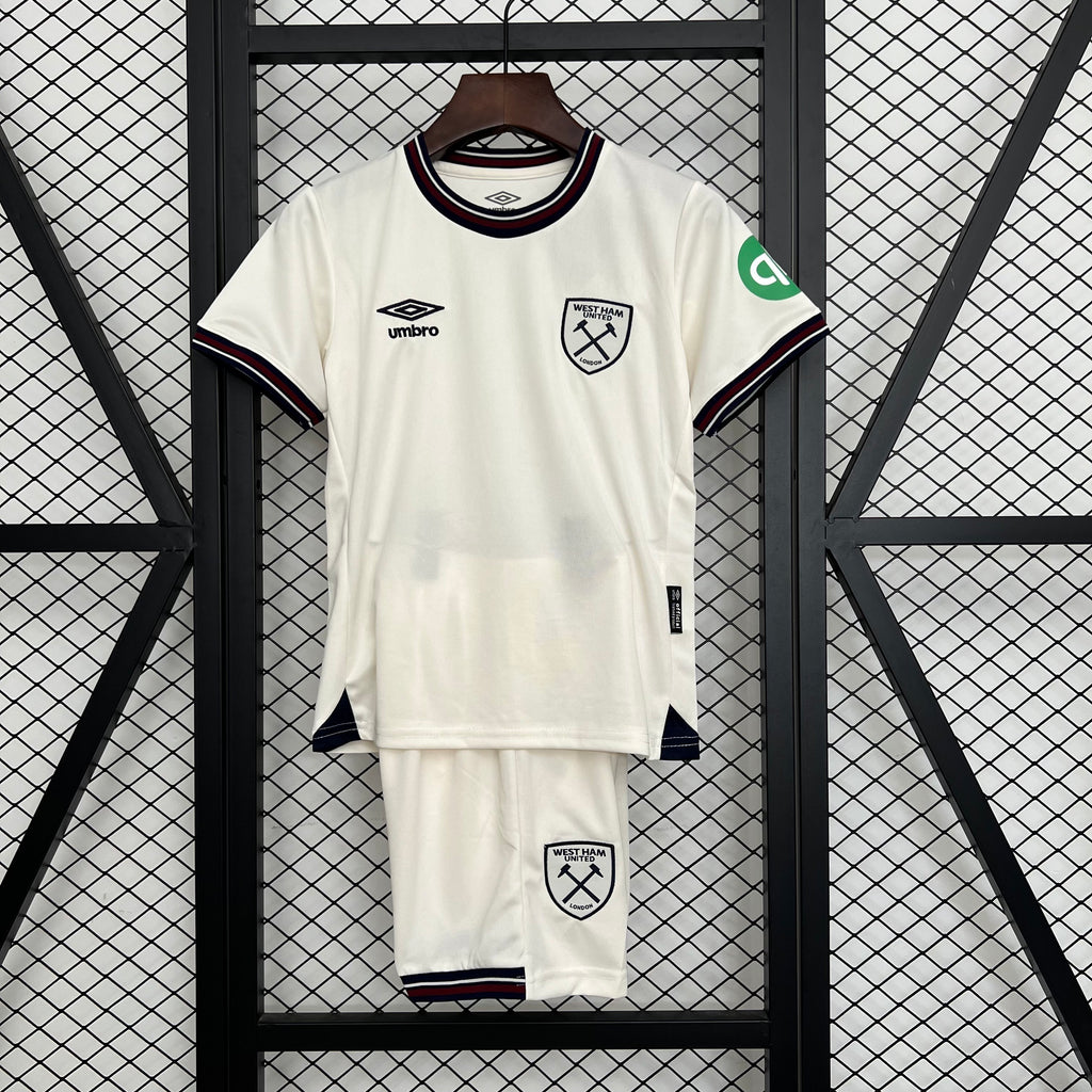 25/26 Kids West Ham United away Size: 16-287