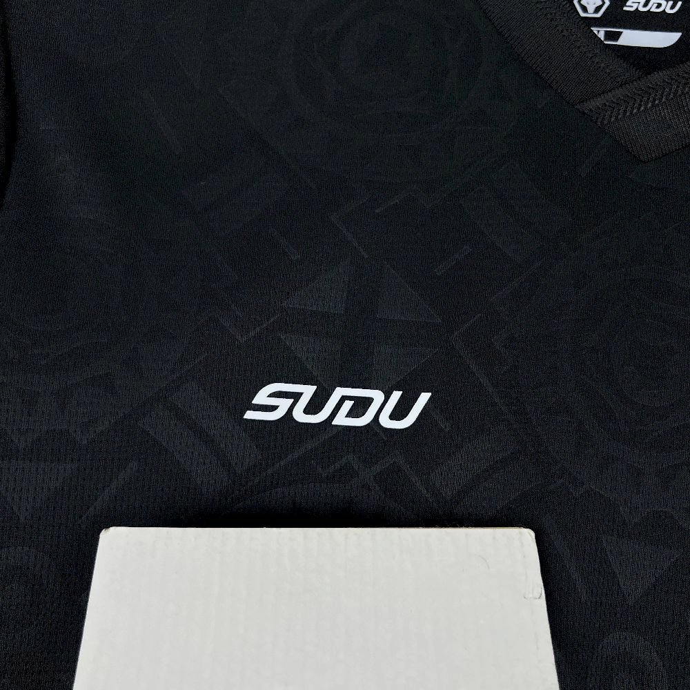 2025/26 Wolverhampton Wanderers Goalkeeper Black Jersey92025-08-30