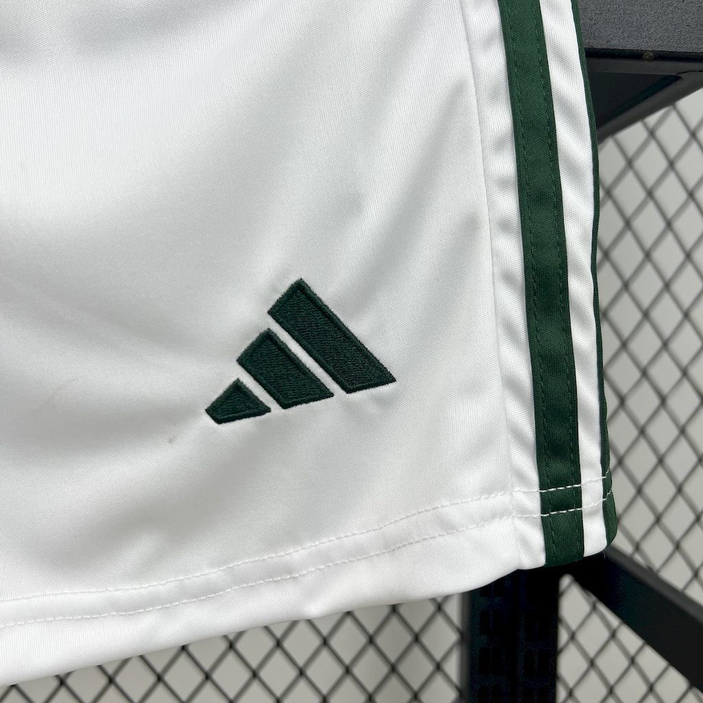 Celtic 2025/26 Home Kids Kit9