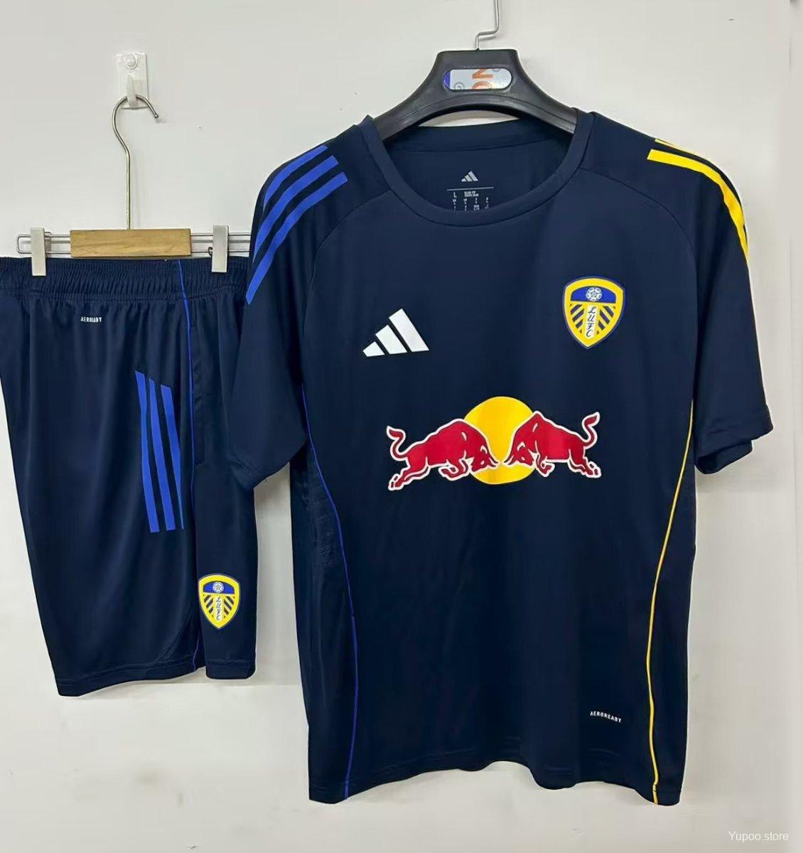 25/26 Leeds United Pre-Match Jersey Royal Blue+ Shorts22025-09-26