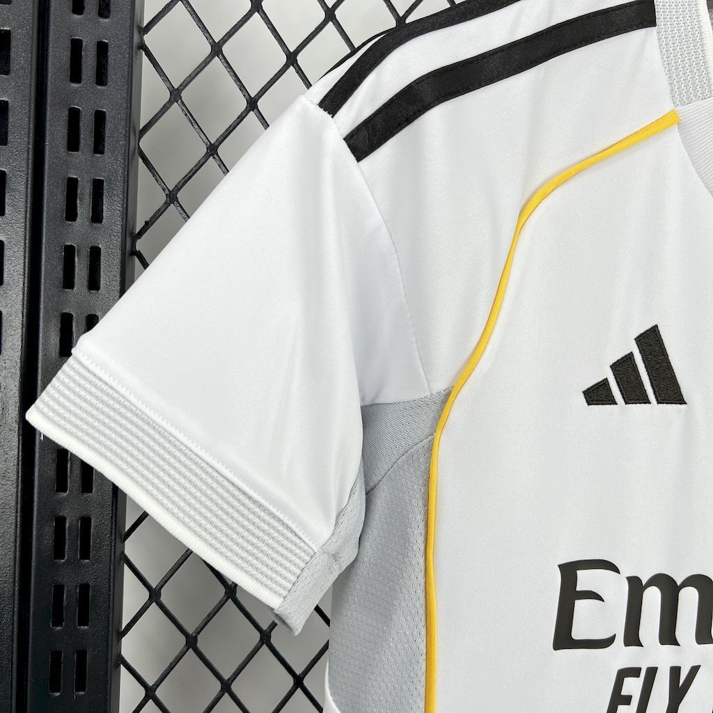 Real Madrid 2025/26 Home Kids Kit6