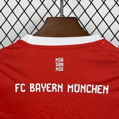 Bayern Munich 2025/26 Home Kids Kit11