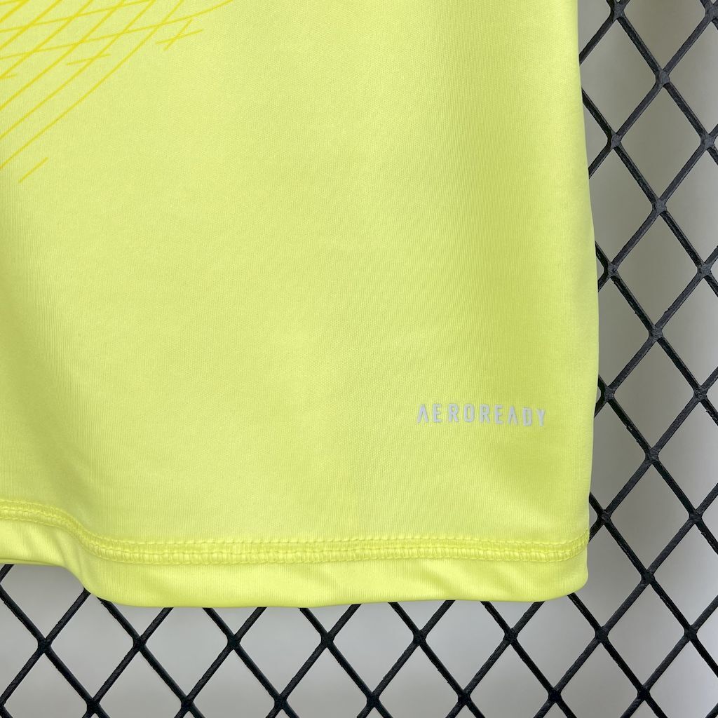 Arsenal 2025/26 Yellow goalkeeper Jersey8