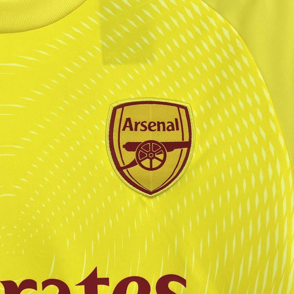 Arsenal 2025/26 Yellow goalkeeper Jersey8