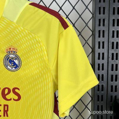 2025/26 Kids Real Madrid Yellow Goalkeeper Kit52025-07-13